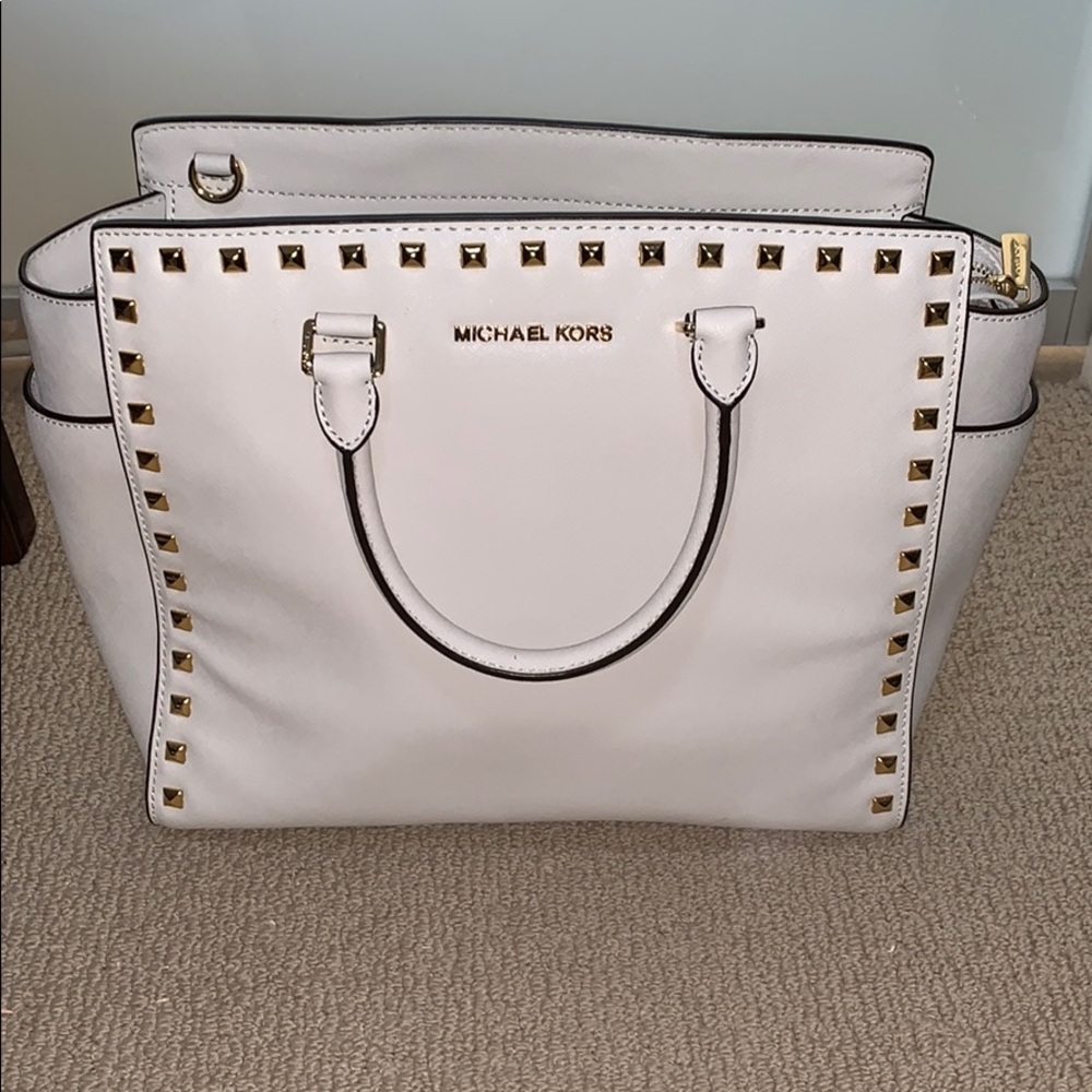 Michel Kors bag white with gold studs